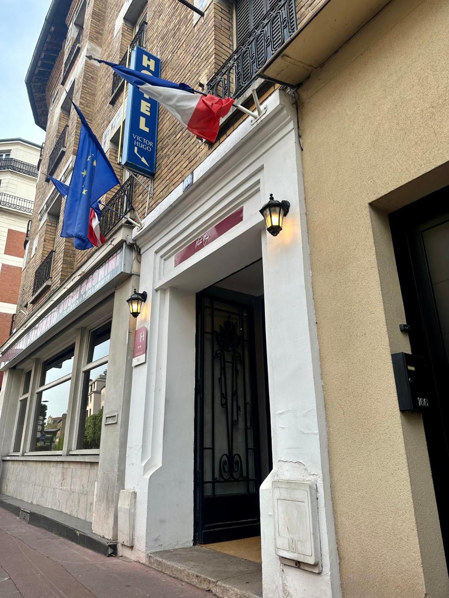 Hotel Victor Hugo Clamart Exterior photo